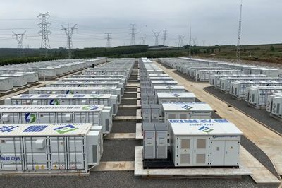 绿色崛起 绘就海油发展低碳画卷下的新能源发电及储能系统与设备